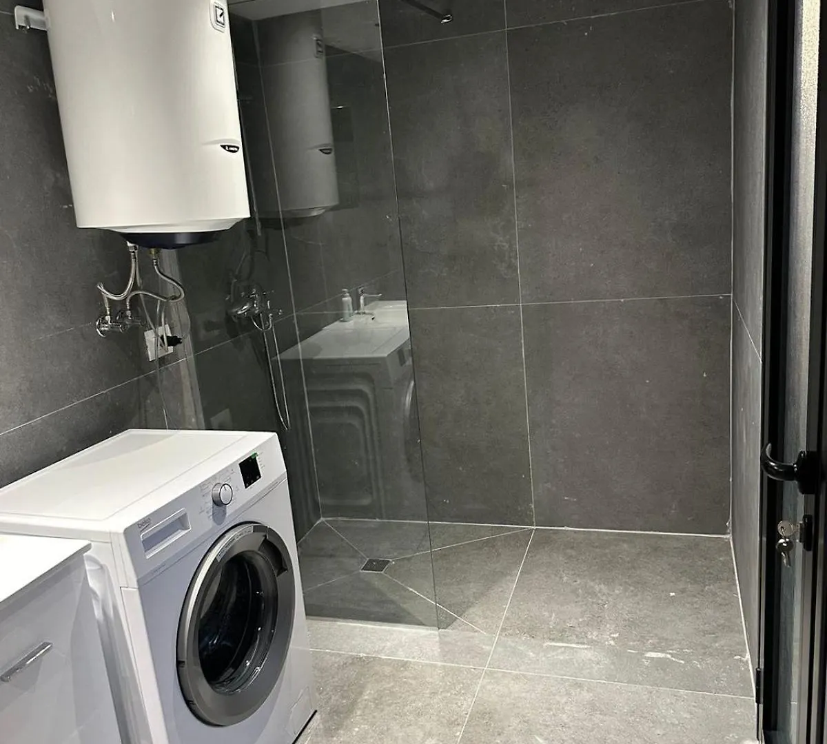 Prospekt Apartments Saranda 0*, Sarandë